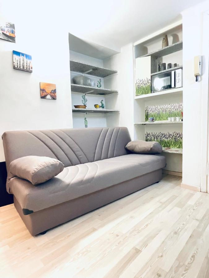 Apartment In 3 Minutes From Duomo Ingresso Via Dei Piatti Милан Экстерьер фото