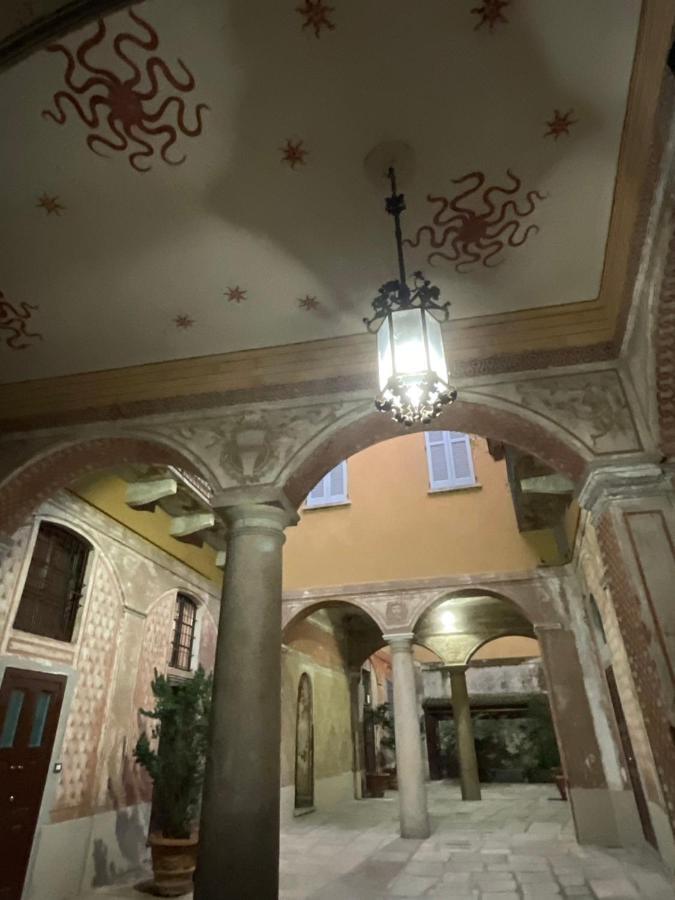 Apartment In 3 Minutes From Duomo Ingresso Via Dei Piatti Милан Экстерьер фото